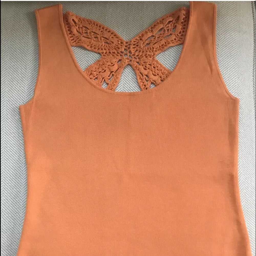 DANA BUCHMAN SILK/COTTON STRETCH CROCHET BACK TOP